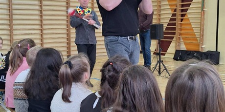 Muzyczna przygoda klas 1–3!