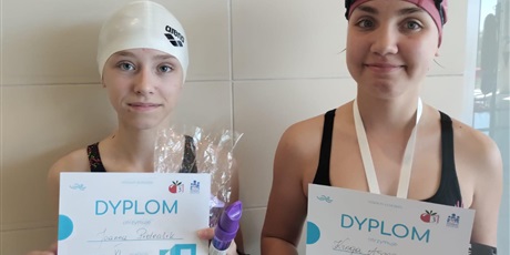 Sukcesy uczniów Siódemki w zawodach pływackich "Umiem Pływać"